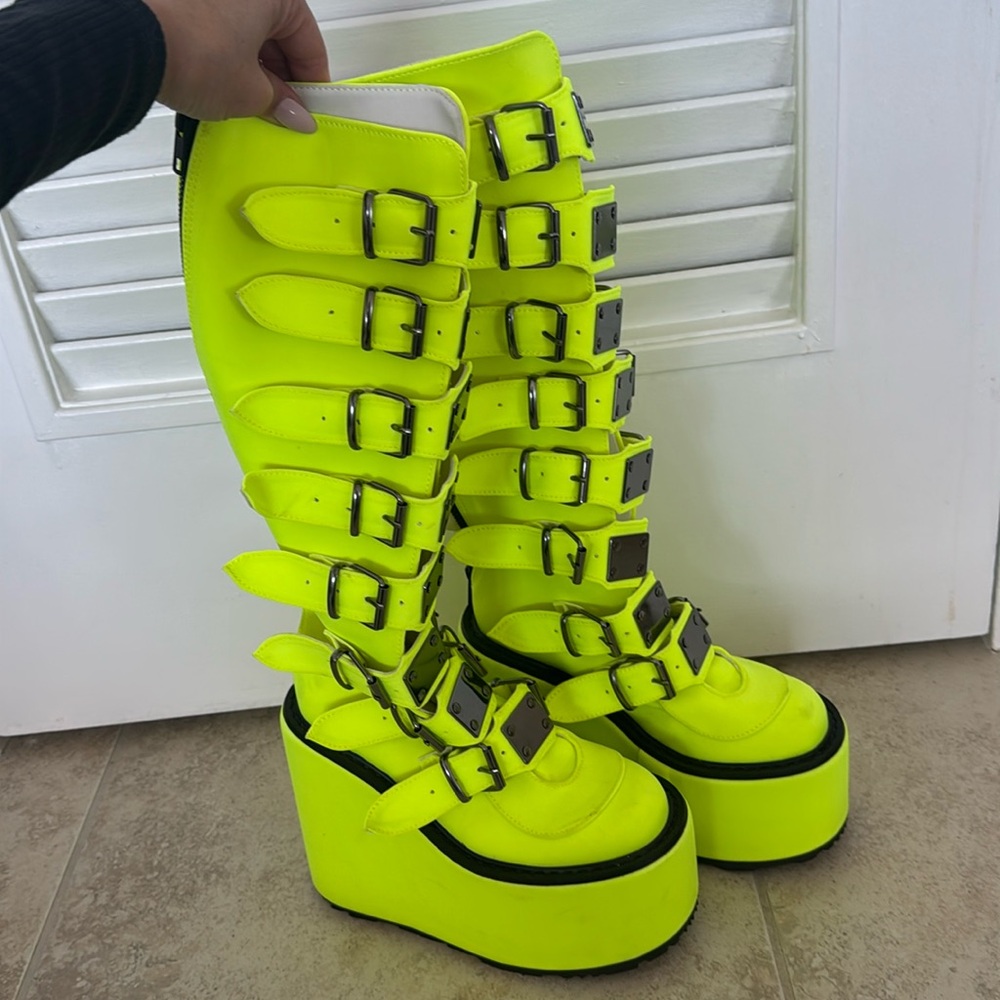 Dolls kill x Demonia platform boots